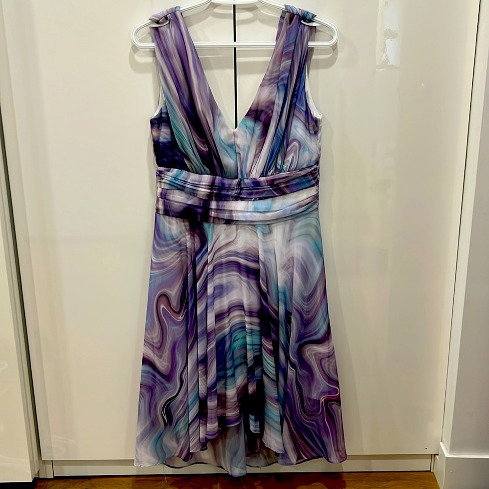 Le Château Marble Print Chiffon Dress – Size M